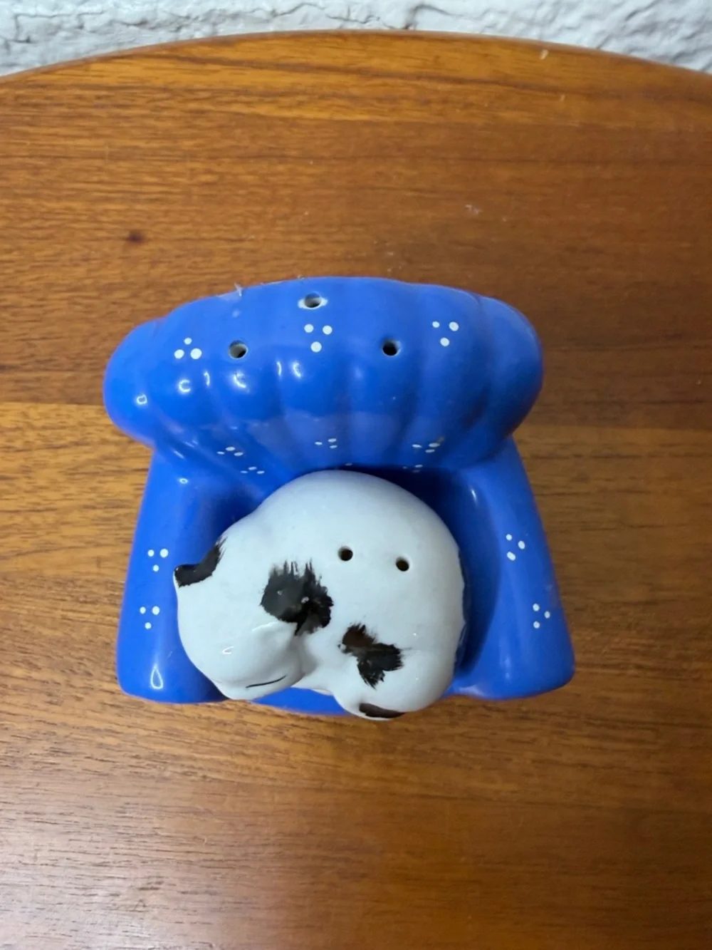 Vintage Sleeping Cat on Blue Chair Salt & Pepper Shaker Set
